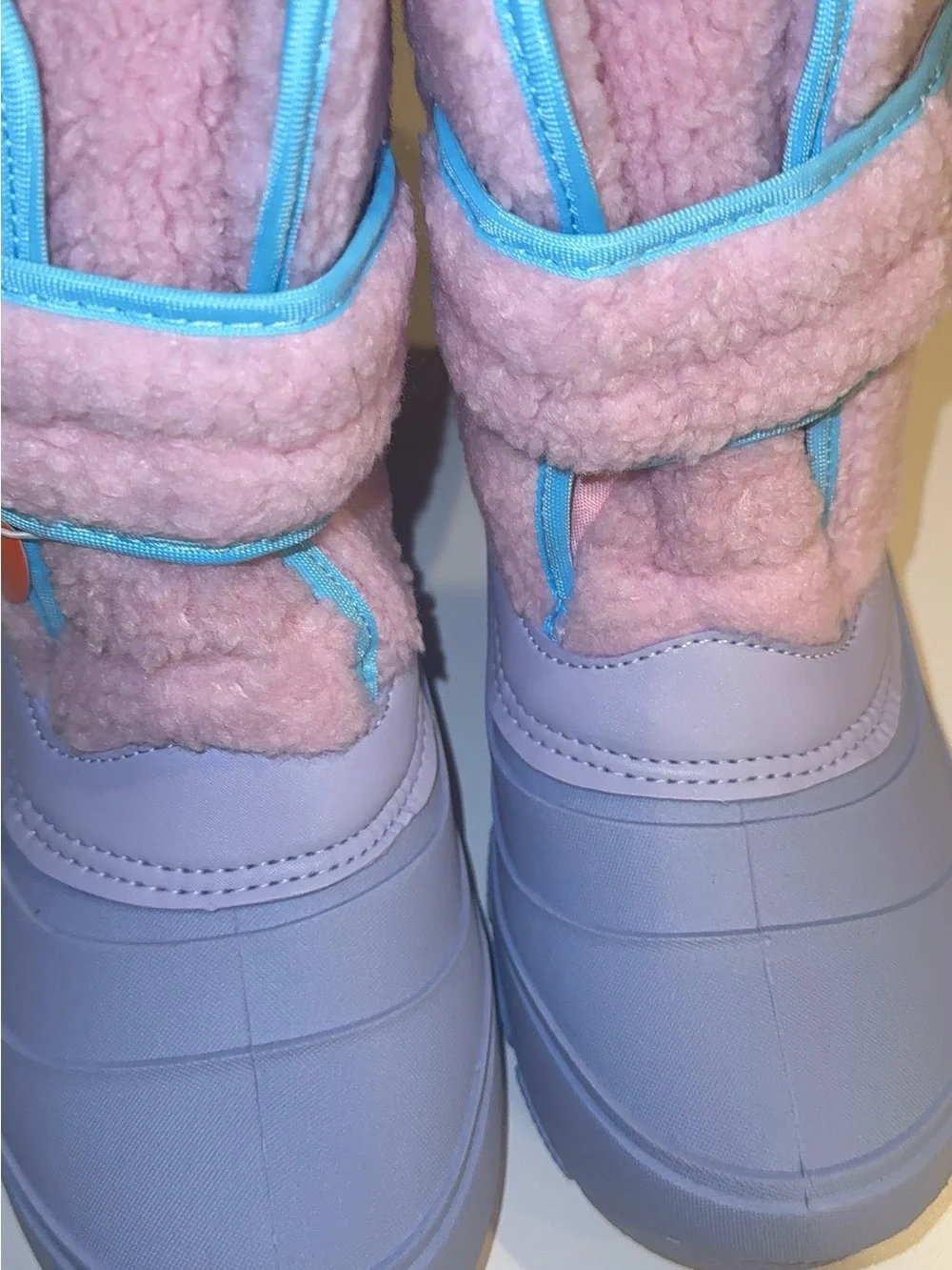 Ozark Trail Girls Pink Lavender Waterproof Winter Snow Boots Size 4